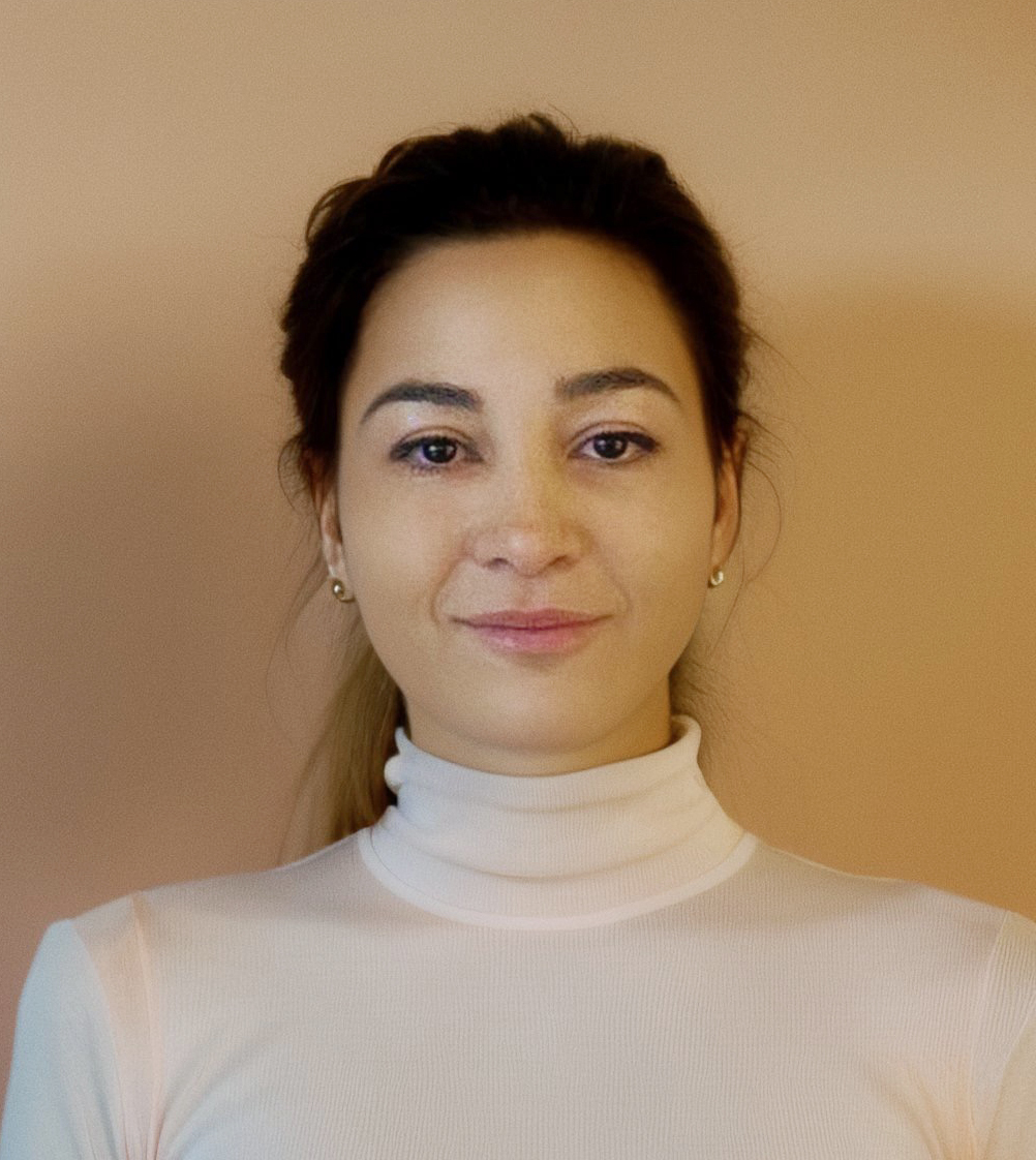 Allison Frouidi Photo